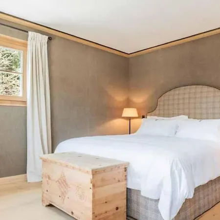 别墅 6br Bright And Spacious Chalet With Sauna In St Moritz- If You Want To Book, Please Contact On Wh-ats-app - 0034-605-434-371 !!!! 圣莫里茨