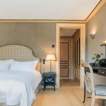 6br Bright And Spacious Chalet With Sauna In St Moritz- If You Want To Book, Please Contact On Wh-ats-app - 0034-605-434-371 !!!! * 圣莫里茨