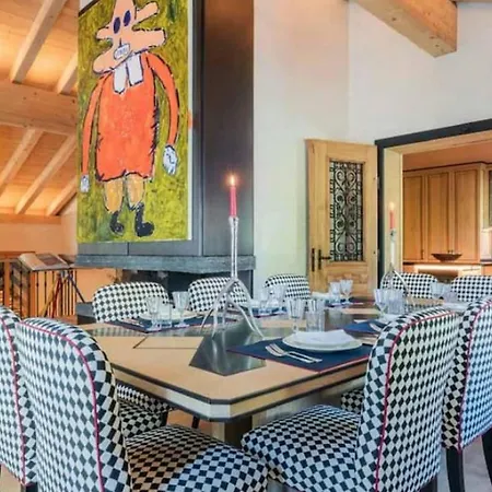 6br Bright And Spacious Chalet With Sauna In St Moritz- If You Want To Book, Please Contact On Wh-ats-app - 0034-605-434-371 !!!! 别墅